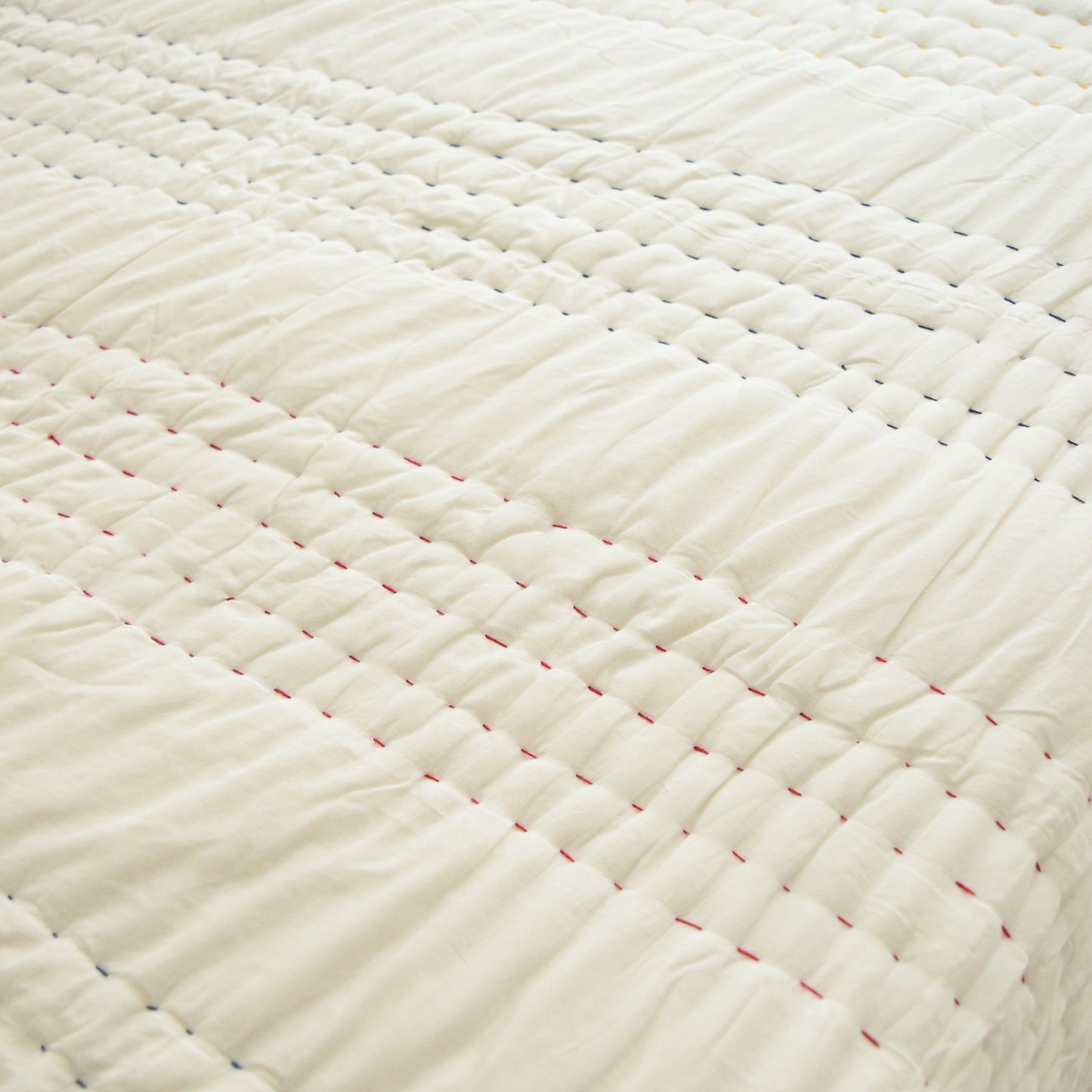 White Premium Quilt Set with Multicolored Threads