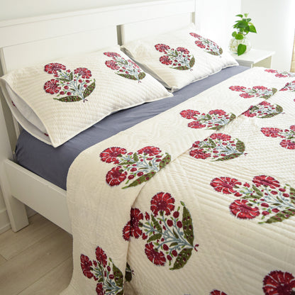 Red Poppy-Themed Premium Quilt Set