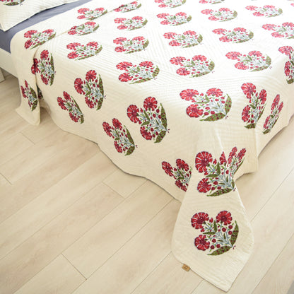 Red Poppy-Themed Premium Quilt Set