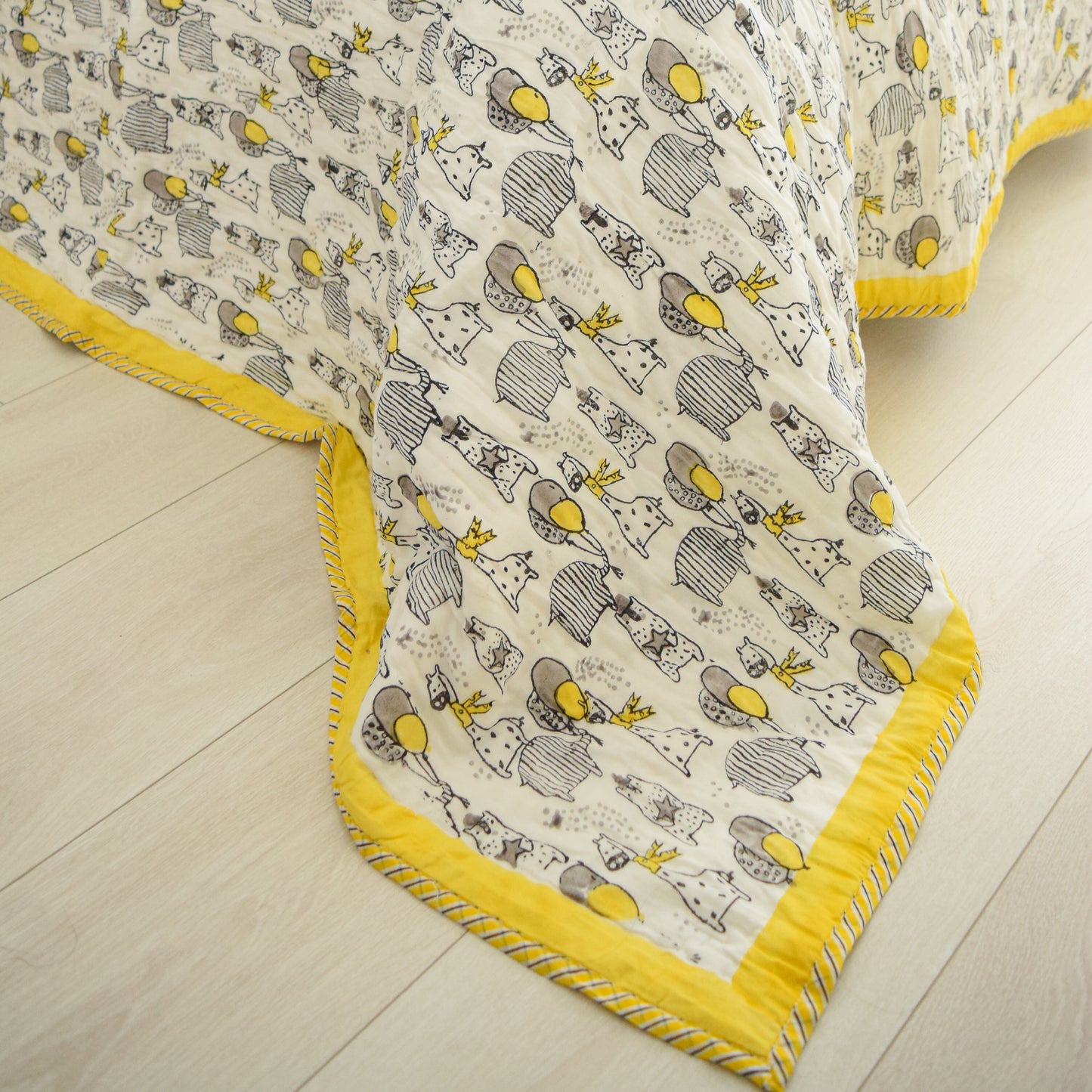 Kids' Animal Party Quilt – Yellow & Grey