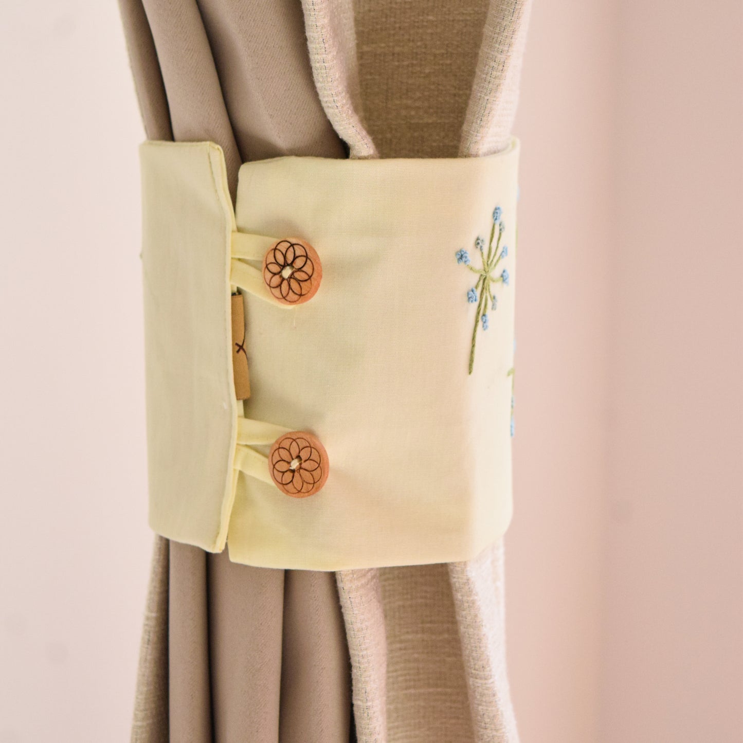 Meadow Dandelion Hand Embroidery Curtain Ties 2